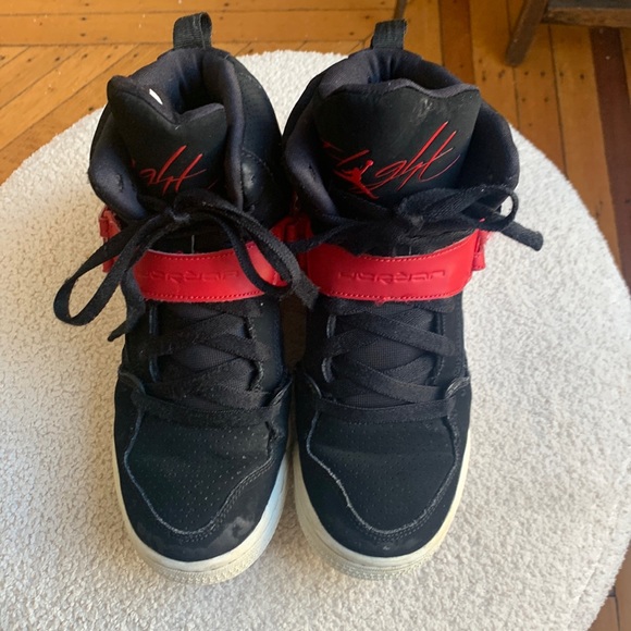 flight red jordans